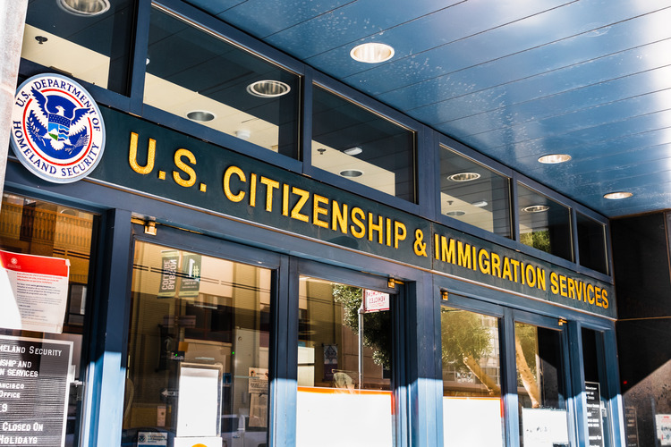 can illegal immigrants sue for personal injury