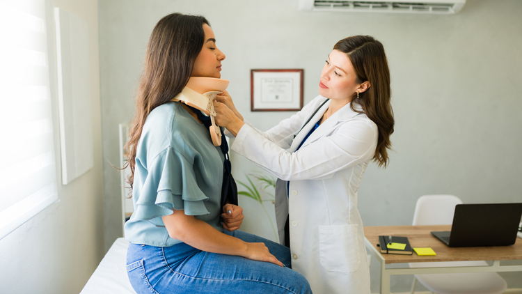 Can whiplash cause a brain injury