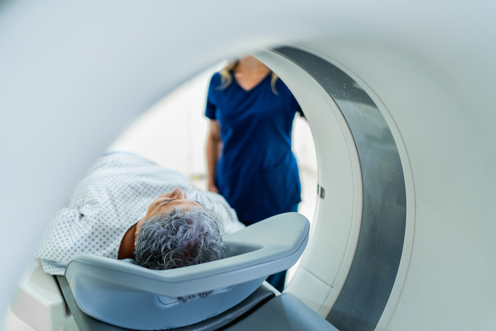 Patient undergoing MRI scan - How long does agitation last after a brain injury?